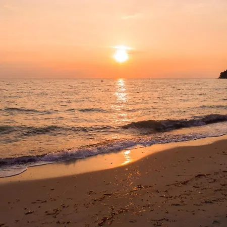 Aphrodite Ideal For Holidays In * Siviri