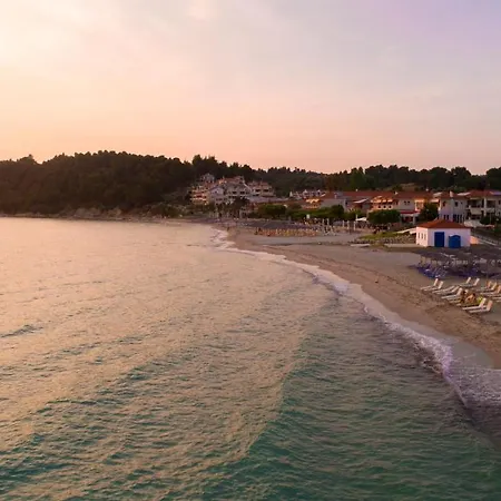 아파트 Aphrodite Ideal For Holidays In *