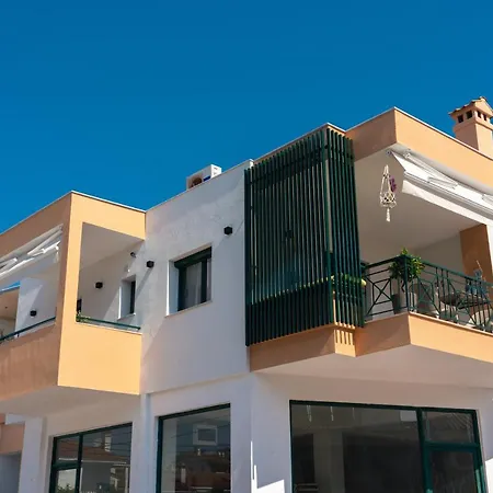 Aphrodite Ideal For Holidays In *
