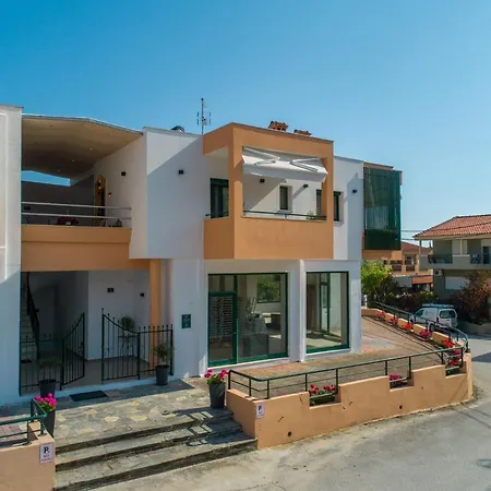 Aphrodite Ideal For Holidays In Appartamento