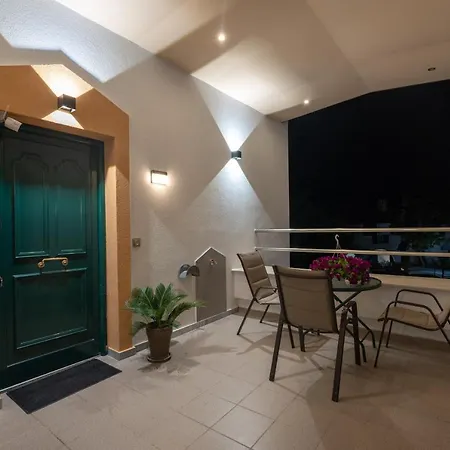 Aphrodite Ideal For Holidays In דירה סיווירי