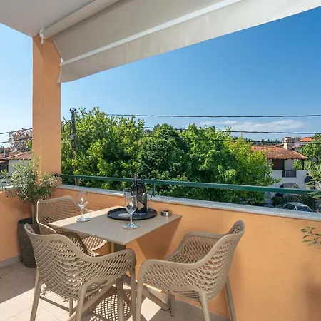 Appartamento Aphrodite Ideal For Holidays In *