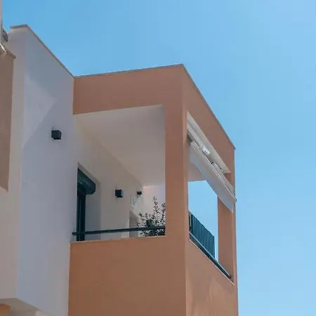 Aphrodite Ideal For Holidays In Appartamento