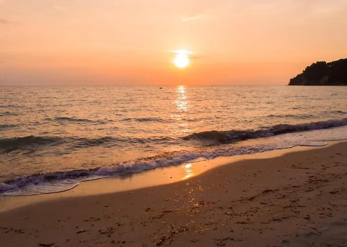 Aphrodite Ideal For Holidays In * Siviri