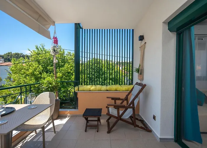 Aphrodite Ideal For Holidays In Siviri