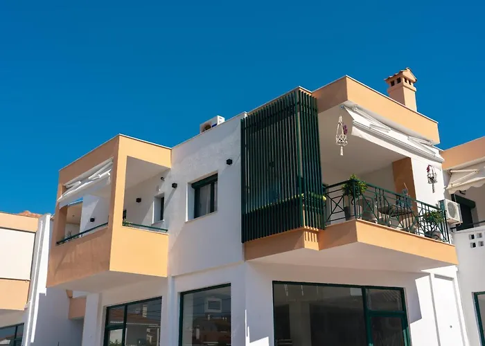 Aphrodite Ideal For Holidays In *